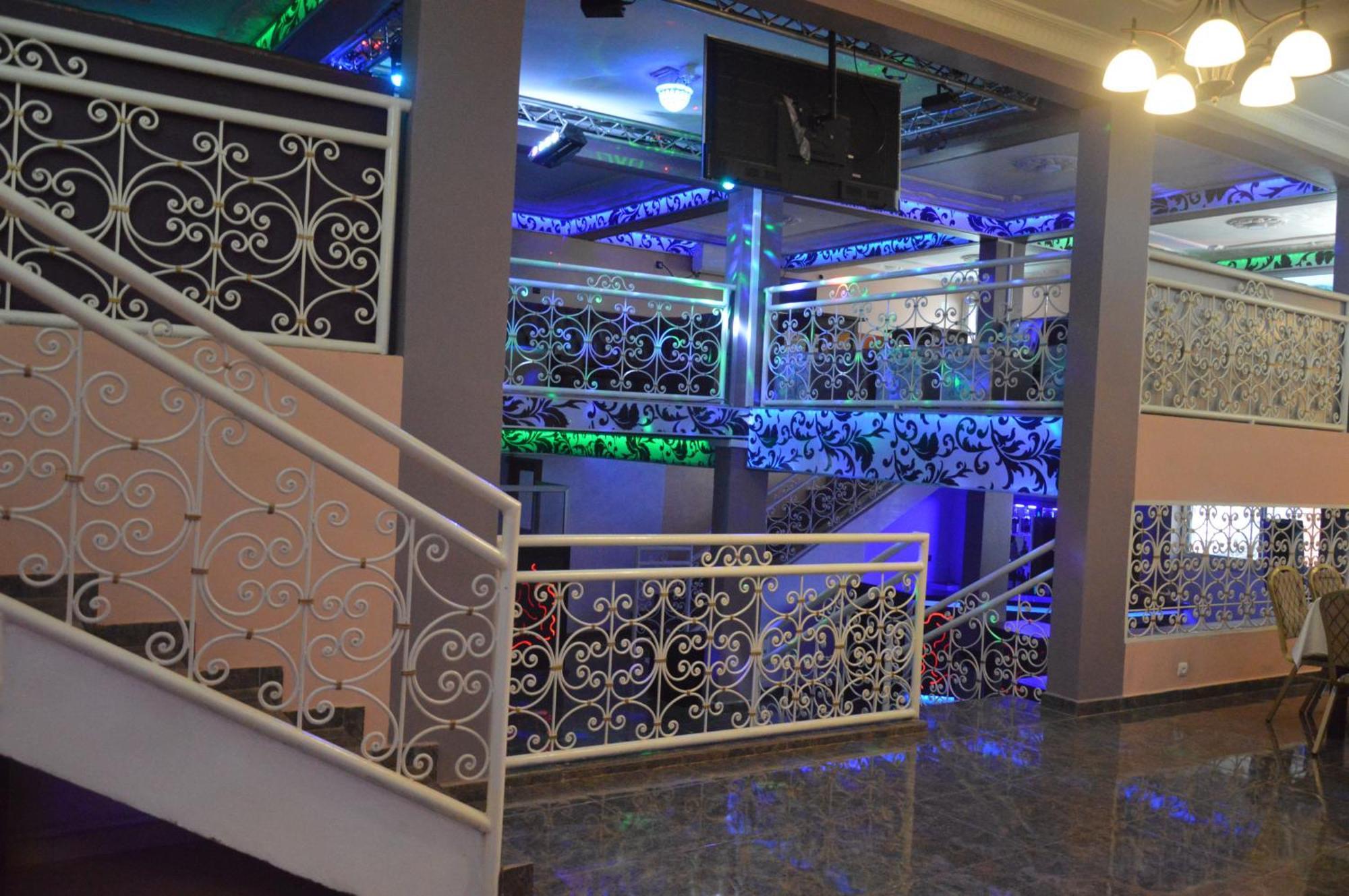 Nikita Hotel ยาอุนเด ภายนอก รูปภาพ